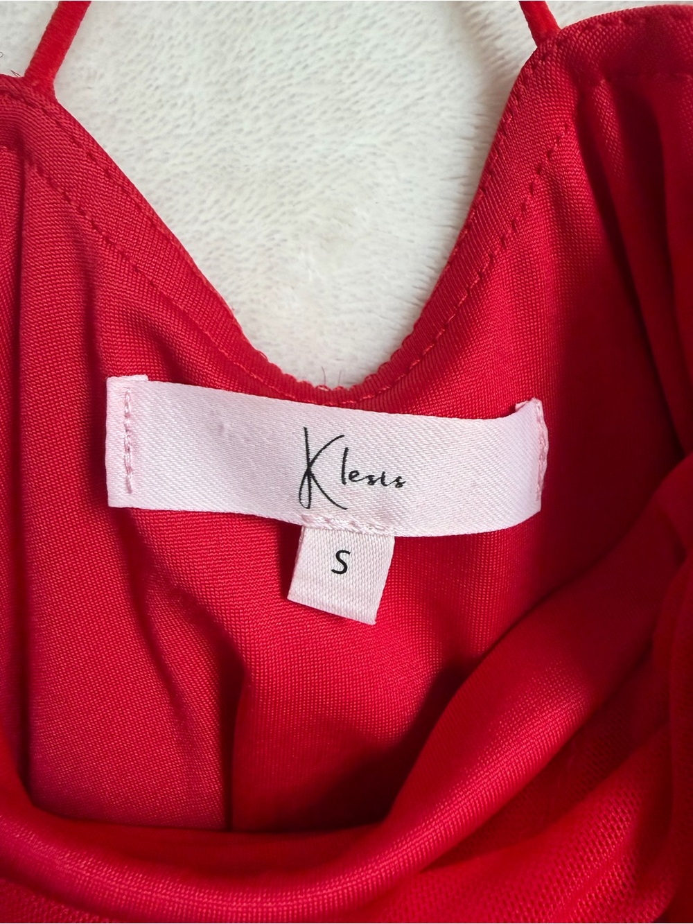 Stretchy Ruffle Dress - Red - Picture 4 of 5